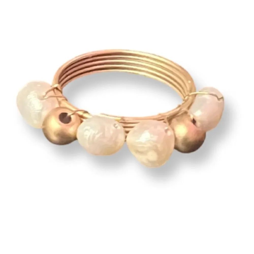 🤯5/$25🤯 Pearl Bead Gold Wire Wrap Ring